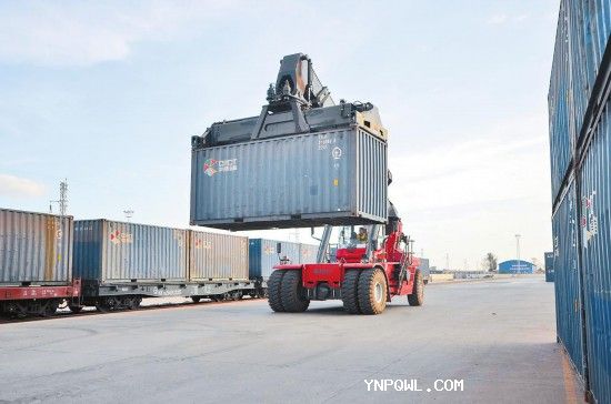 中老鐵路跨境運(yùn)輸費(fèi)用貴嗎？